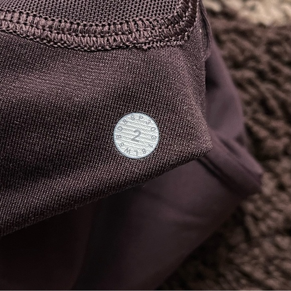 Lululemon Greatest Stride Pant Sz 2 *31" In Black Satin - Picture 10 of 10